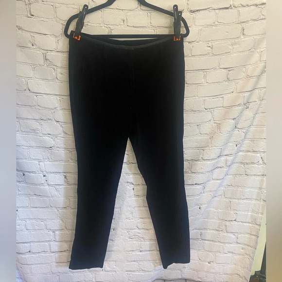 Women’s Ann Taylor Black Velvet Formal Dress Slacks Size 6 - Picture 1 of 10